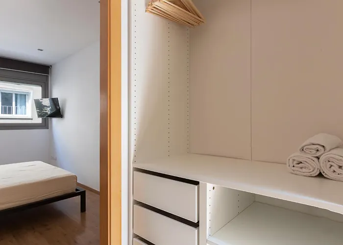 4263 - Ab Les Corts Ii Appartement *